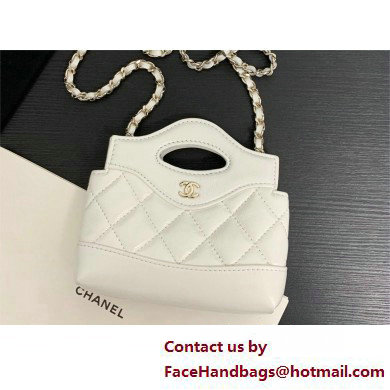 CHANEL Shiny Lambskin & Gold-Tone Metal Clutch with Chain AP3875 WHITE 2025